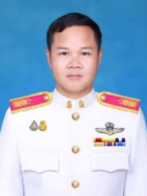 รูป นายกมลลักษ์  ศรีวิรัตน์